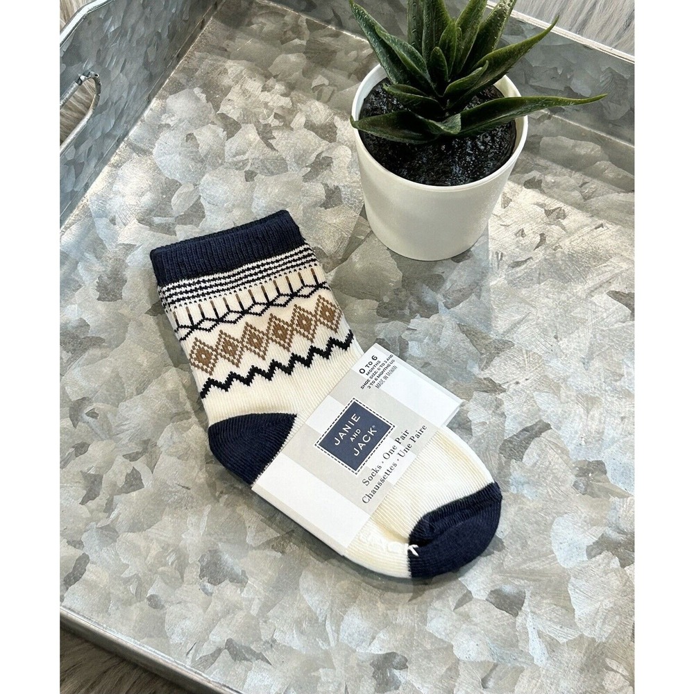 Janie and Jack Baby Boys 0-6 Months Cable Knit Ribbed Crew Socks in White/Blue